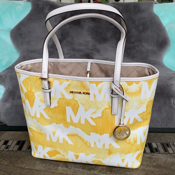Michael Kors Handbags - MICHAEL KORS MEDIUM SHIBORI PRINT LOGO TOTE BAG